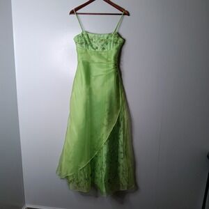 Y2K HoCo Fortiori Prom Dress 9/10 Lime Green Embellished Evening Gown NWT Fairy